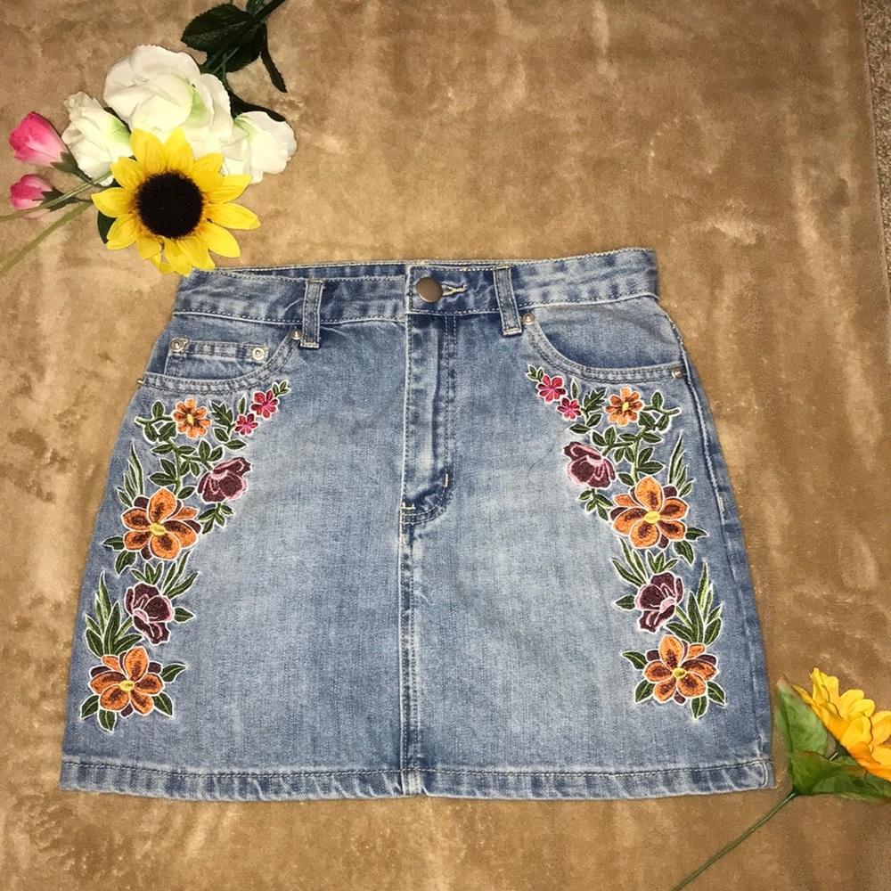 Forever 21 skirt